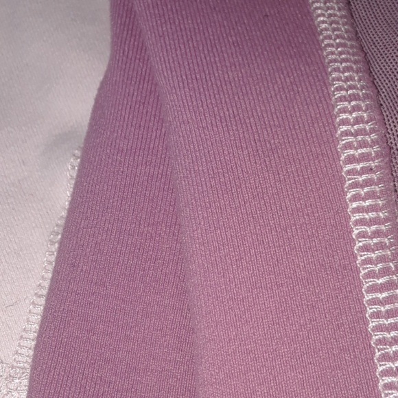 Vintage no longer made Capri mesh legging yoga/workout pant - Picture 3 of 3